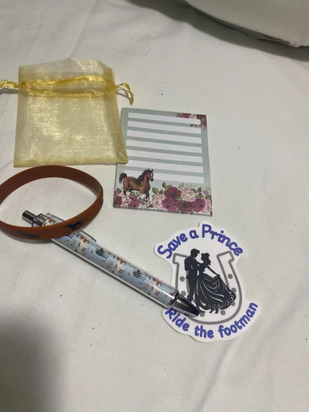 Horse Lover Gift Set Bracelet Pen Notepad Sticker Organza Bag 5 Piece Lot